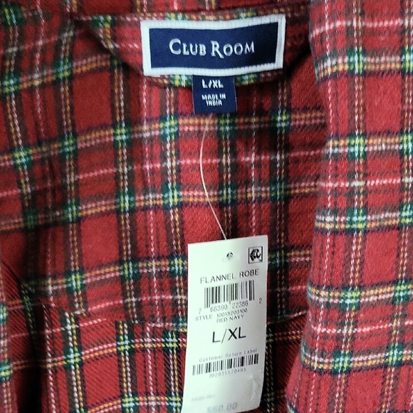 Red Plaid Robe - Picture 2 of 3